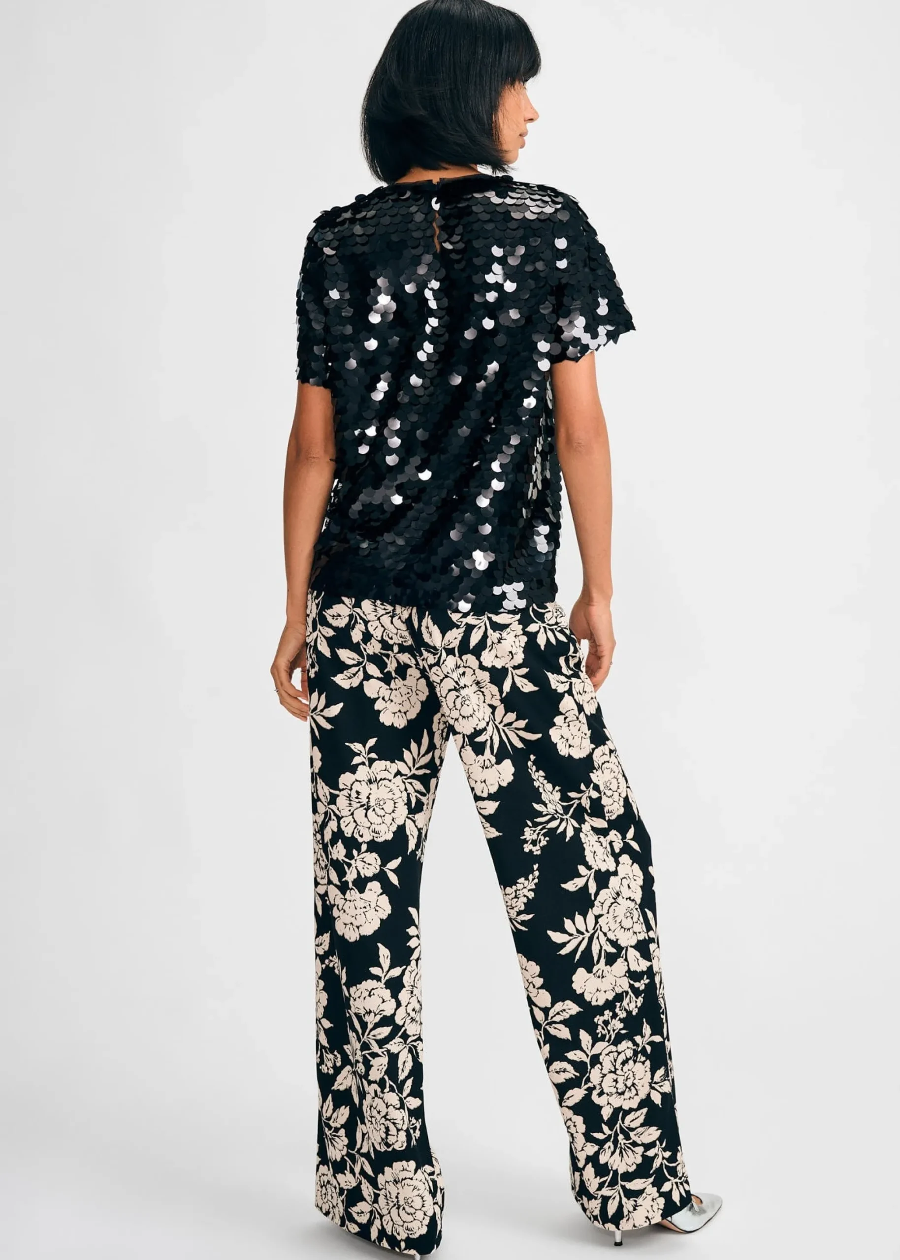 Paillette Sequin Tee>Isaac Mizrahi Store